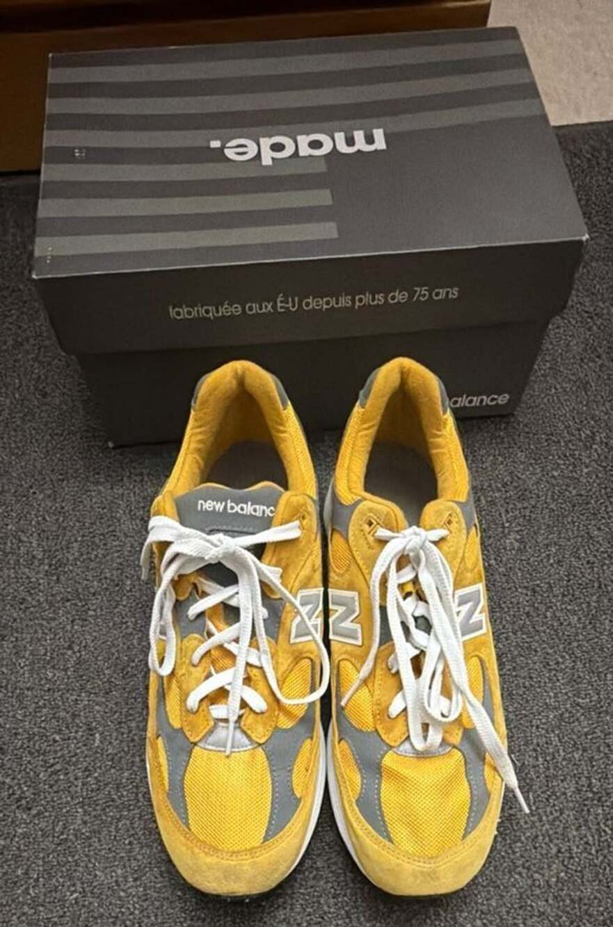 New Balance 992 Made in USA Gold Cream Yellow Grey Suede Mesh Sneakers M992BB